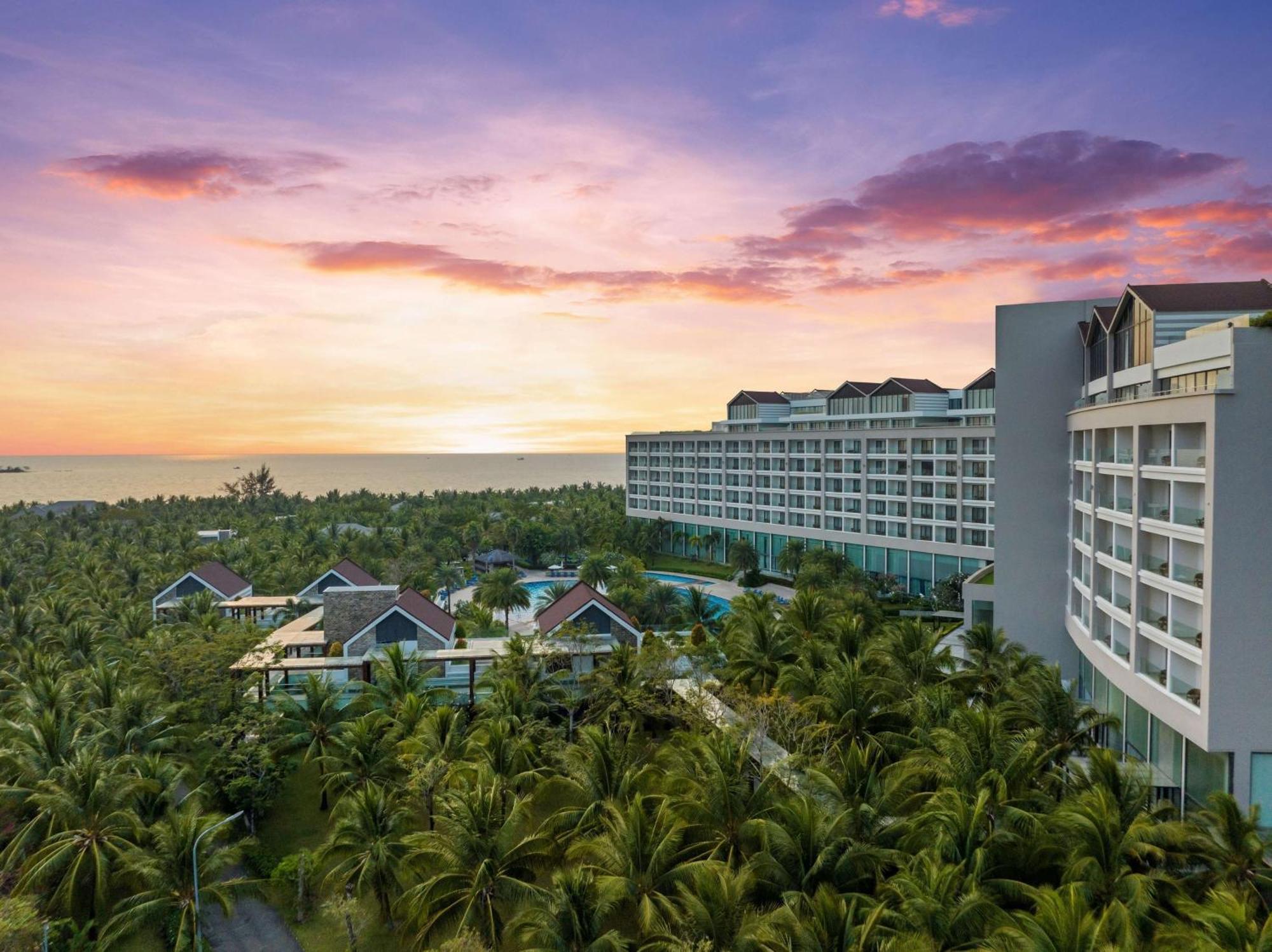 Radisson Blu Resort דואונג דונג מראה חיצוני תמונה Vinpearl Hotel Nha Trang
